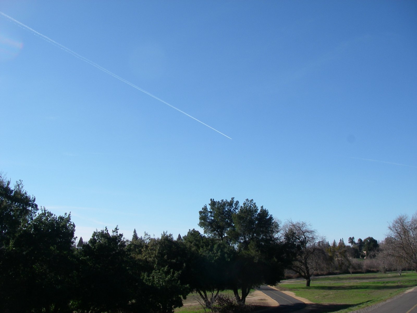 14-02-19 1725 Trail by Sac State headed N (1).JPG