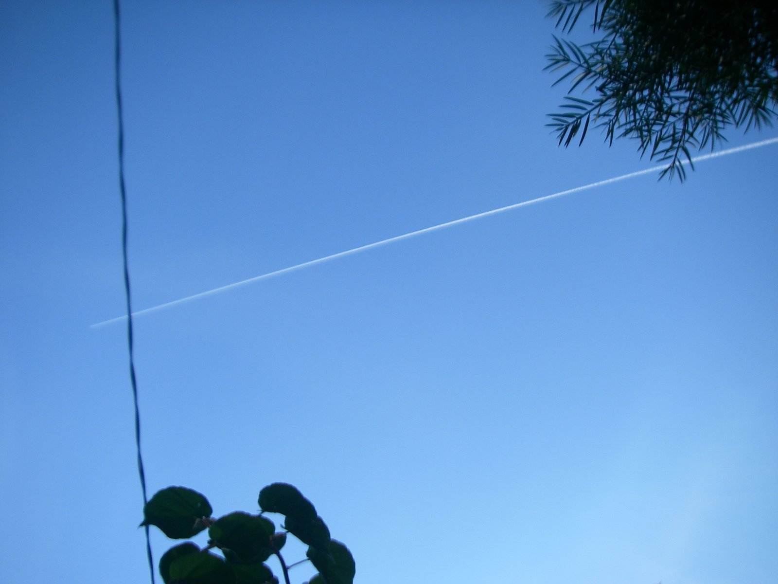 16-10-07 trail-1 0842 heading NNW over home.JPG