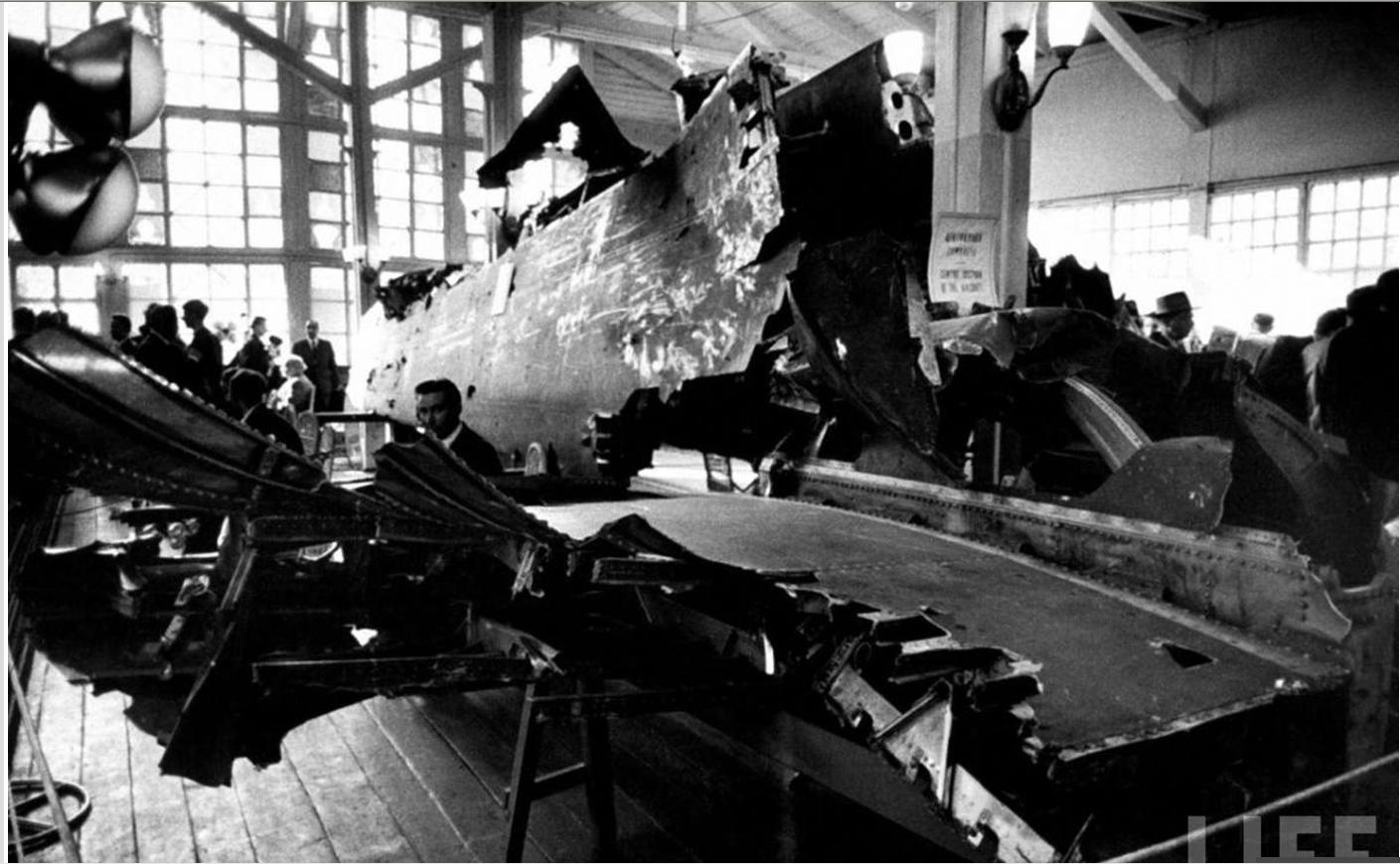 360-wreckage-in-moscow-via-phil-boyden-mar14.jpg