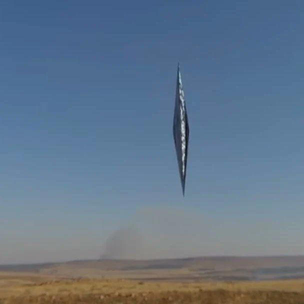 Claim: Photos show the suspected UAP hovering above the Patagonian plains