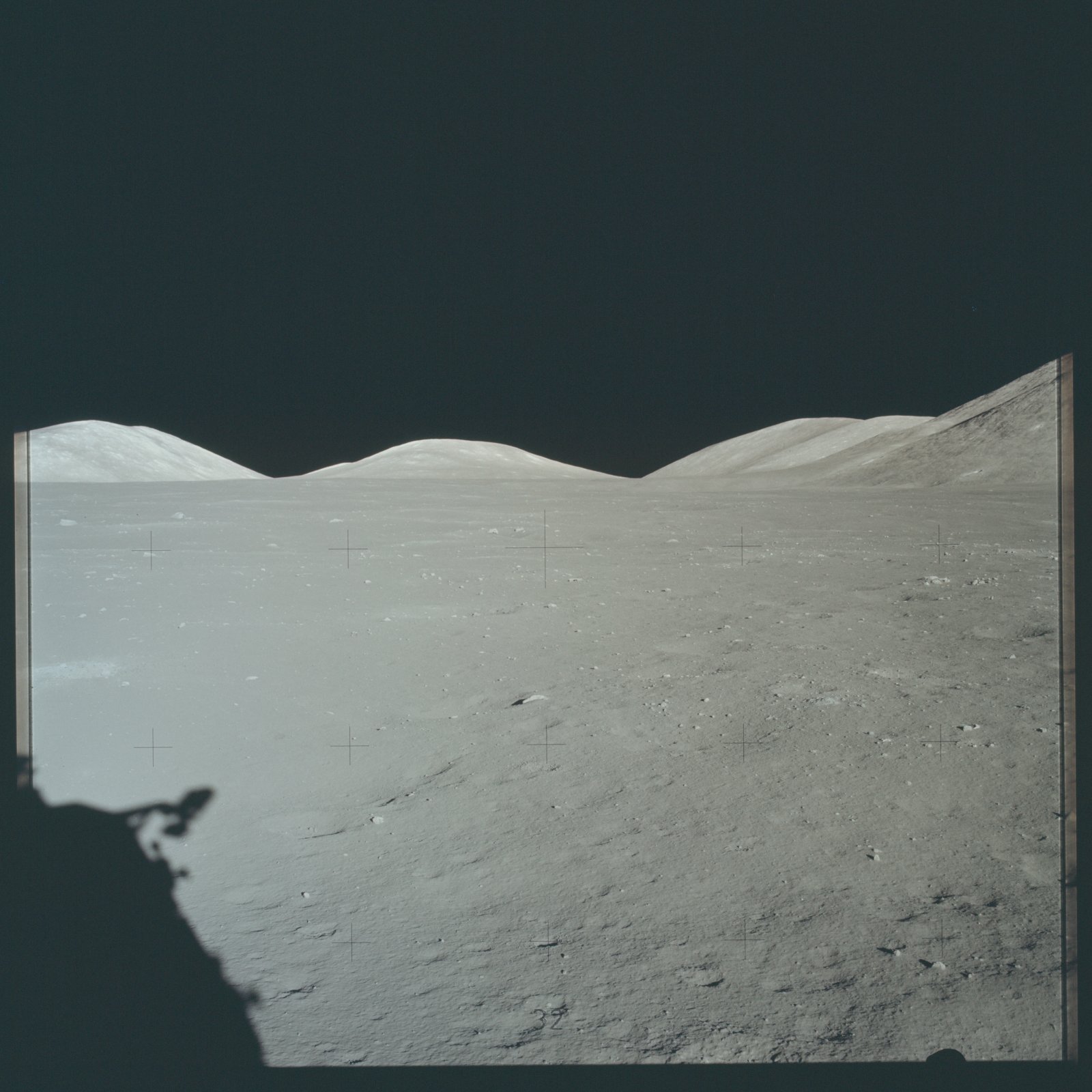 as17-147-22470_21687952681_o.jpg