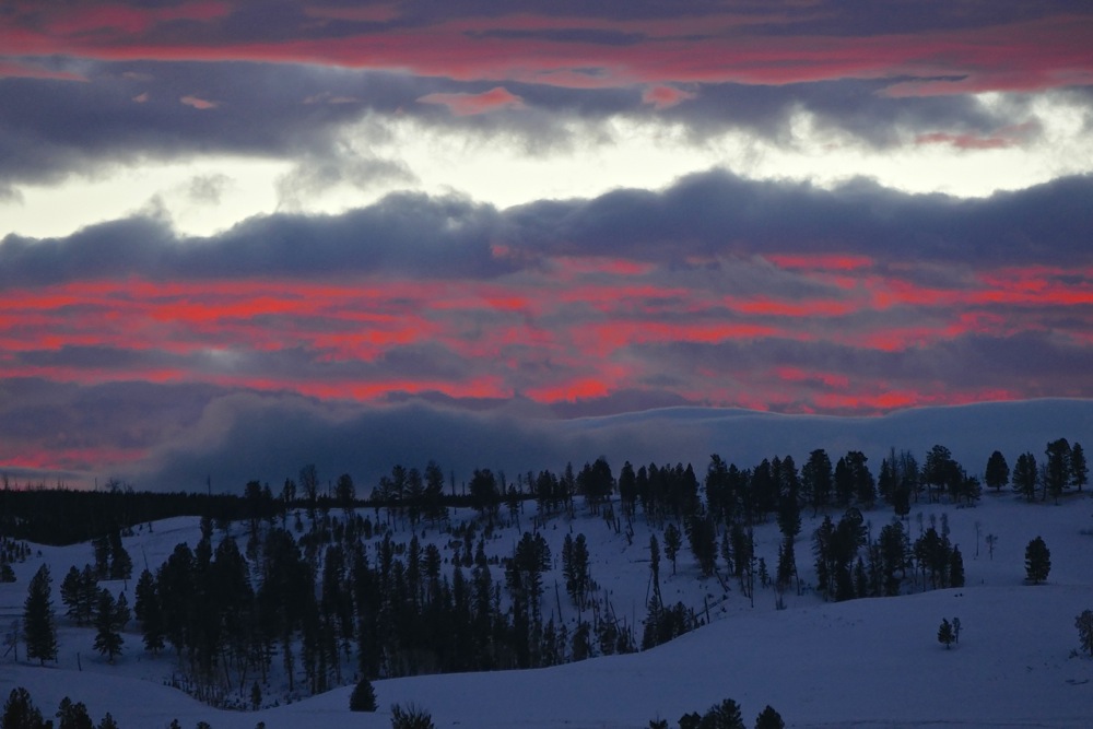 Cloudy Wyoming Sunset 1:7:15.jpg