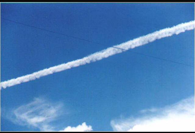 contrail 957_n.jpg