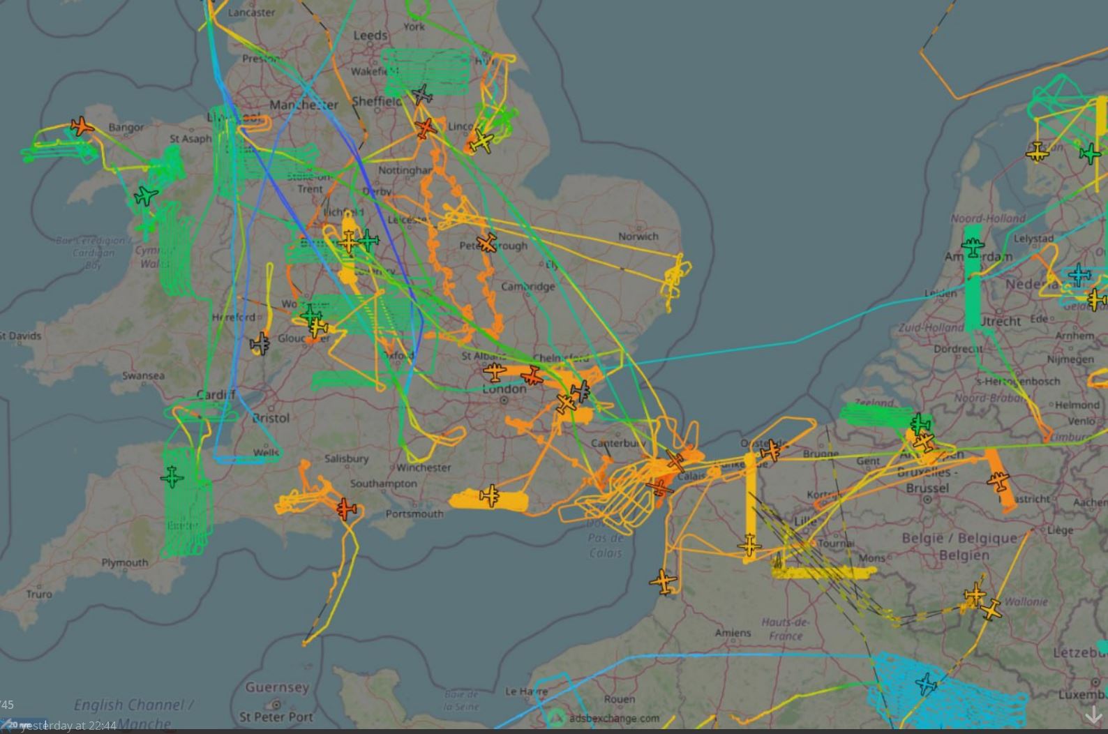 Planes flight paths [aerial photography for mapping] | Metabunk
