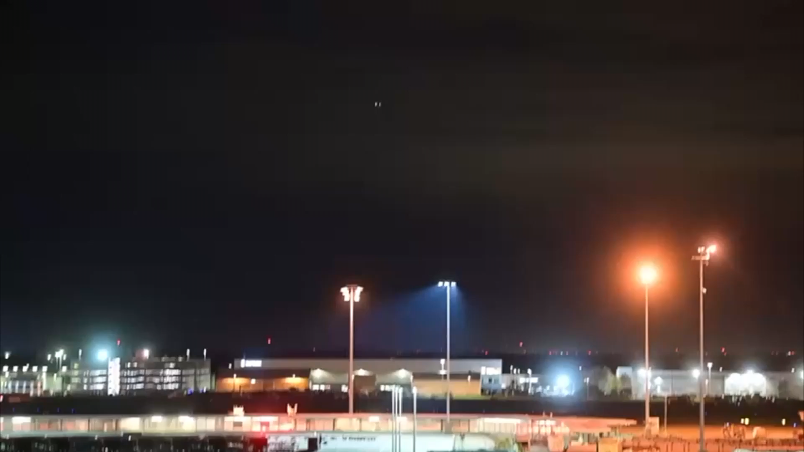 Drones leggen Brussels Airport en luchthaven van Luik plat dit w-0002.png