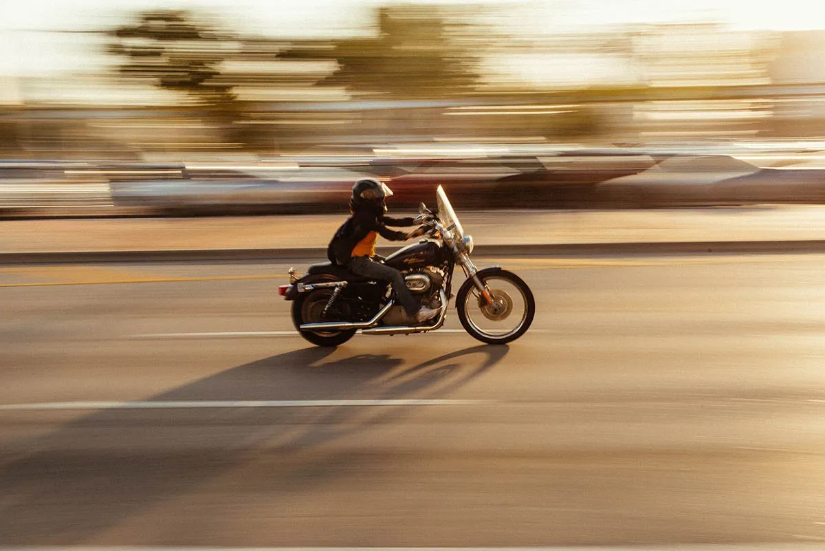 motion-blur-motorcycle-highway.png