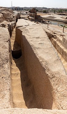 Obelisco_inacabado,_Asuán,_Egipto,_2022-04-01,_DD_153.jpg