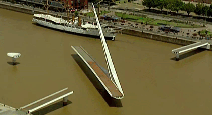 Puente-de-la-mujer.gif