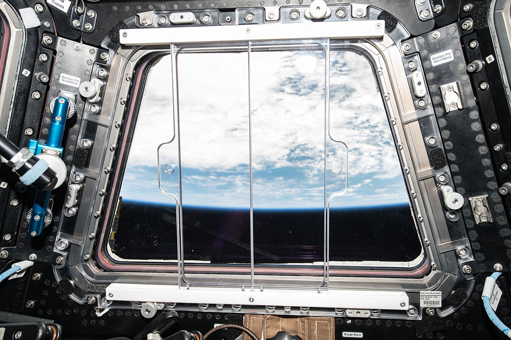 Explained Photo from ISS shows "open window" [Scratch Cover] Metabunk