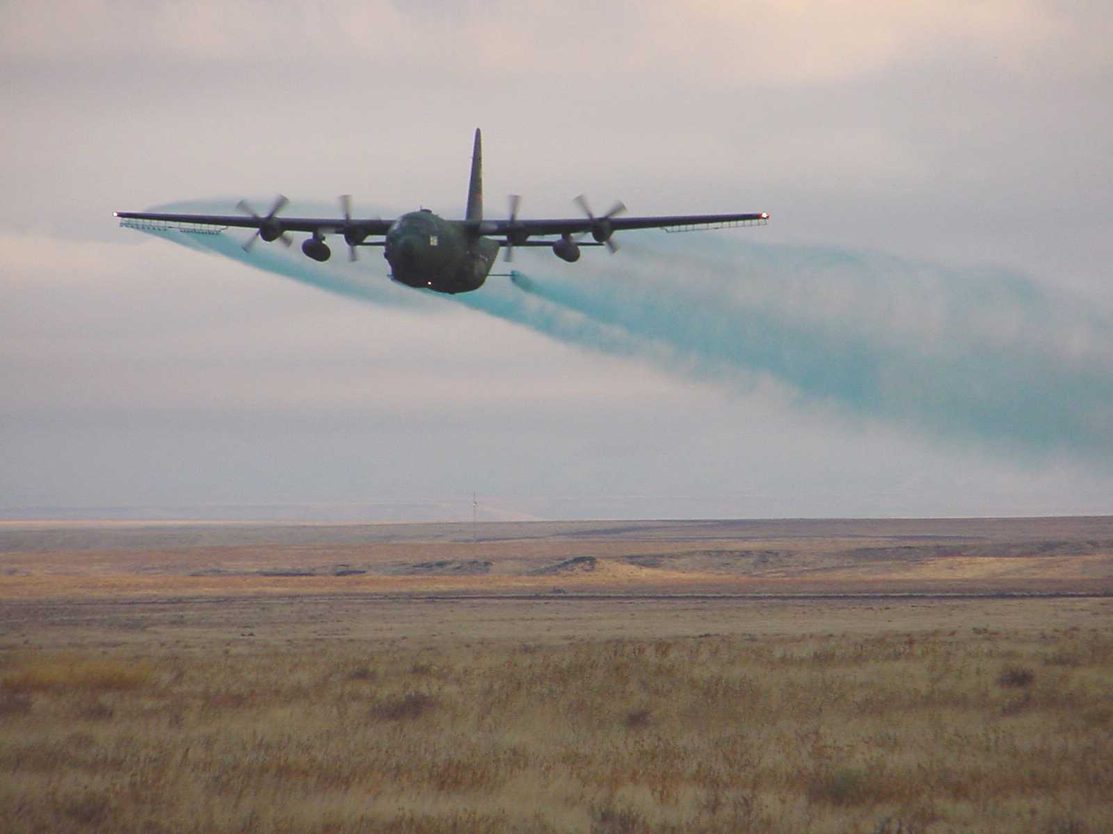 Conair spray system photo [C130 MASS Mosquito Spray System