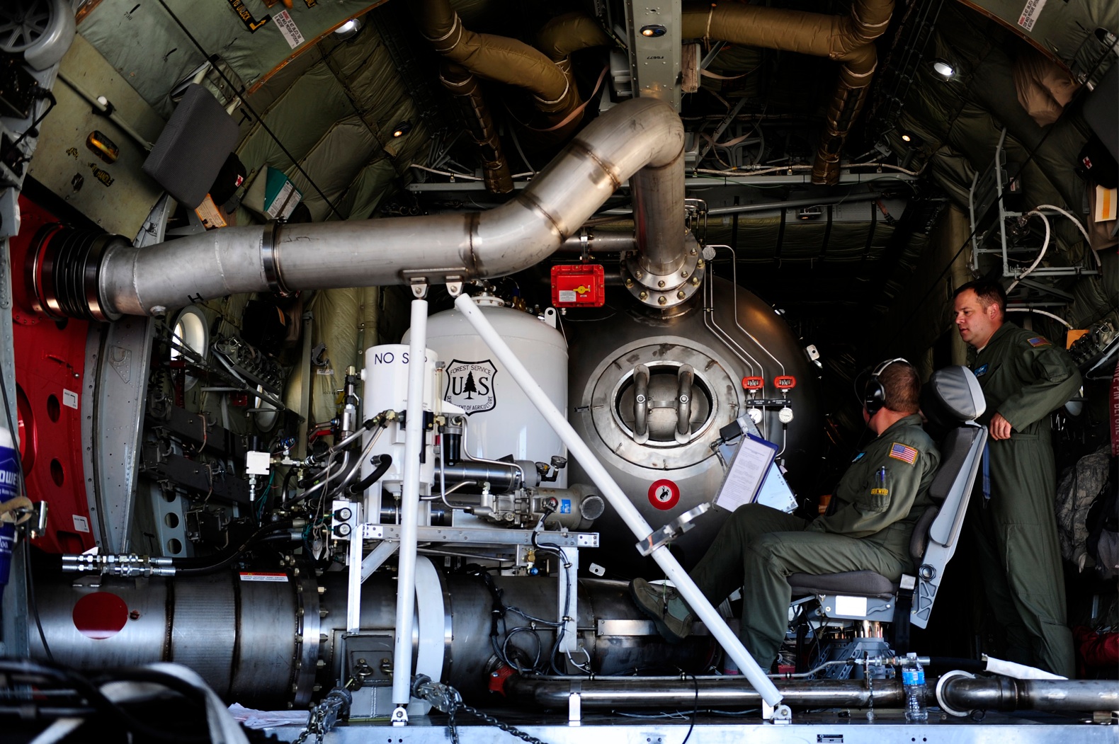 contrailscience.com_skitch_120627_F_IG195_644_20120806_153612.jpg
