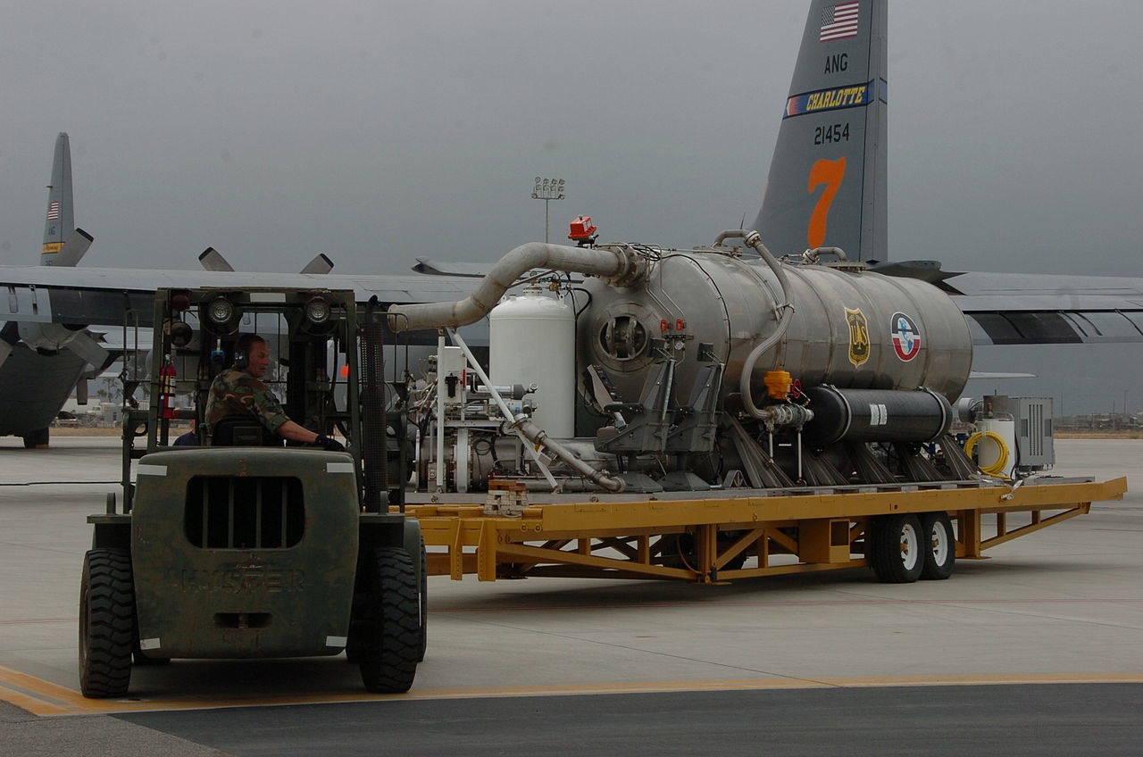 contrailscience.com_skitch_1280px_MAFFS_II_tank_080507_F_7564C_025_20120806_153318.jpg