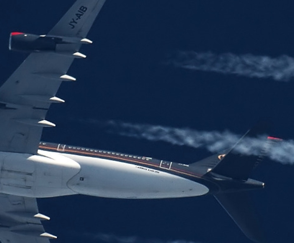 contrailscience.com_skitch_Airliners_in_Flight___ExtremeSpotting.com_20121105_082011.jpg