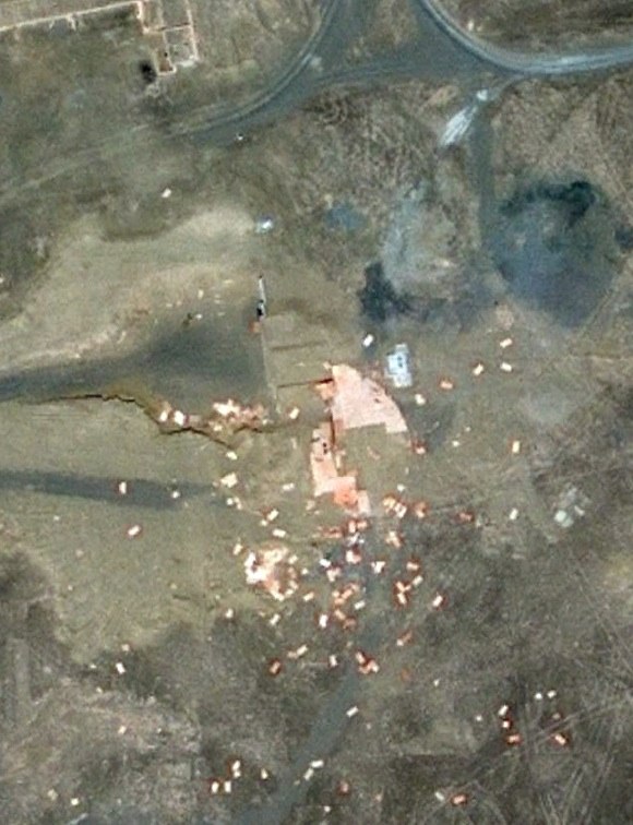contrailscience.com_skitch_Google_Earth_20111115_073656.jpg