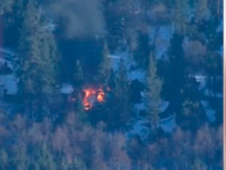 contrailscience.com_skitch_dorner_cabin_fire_20130212_165155.jpg