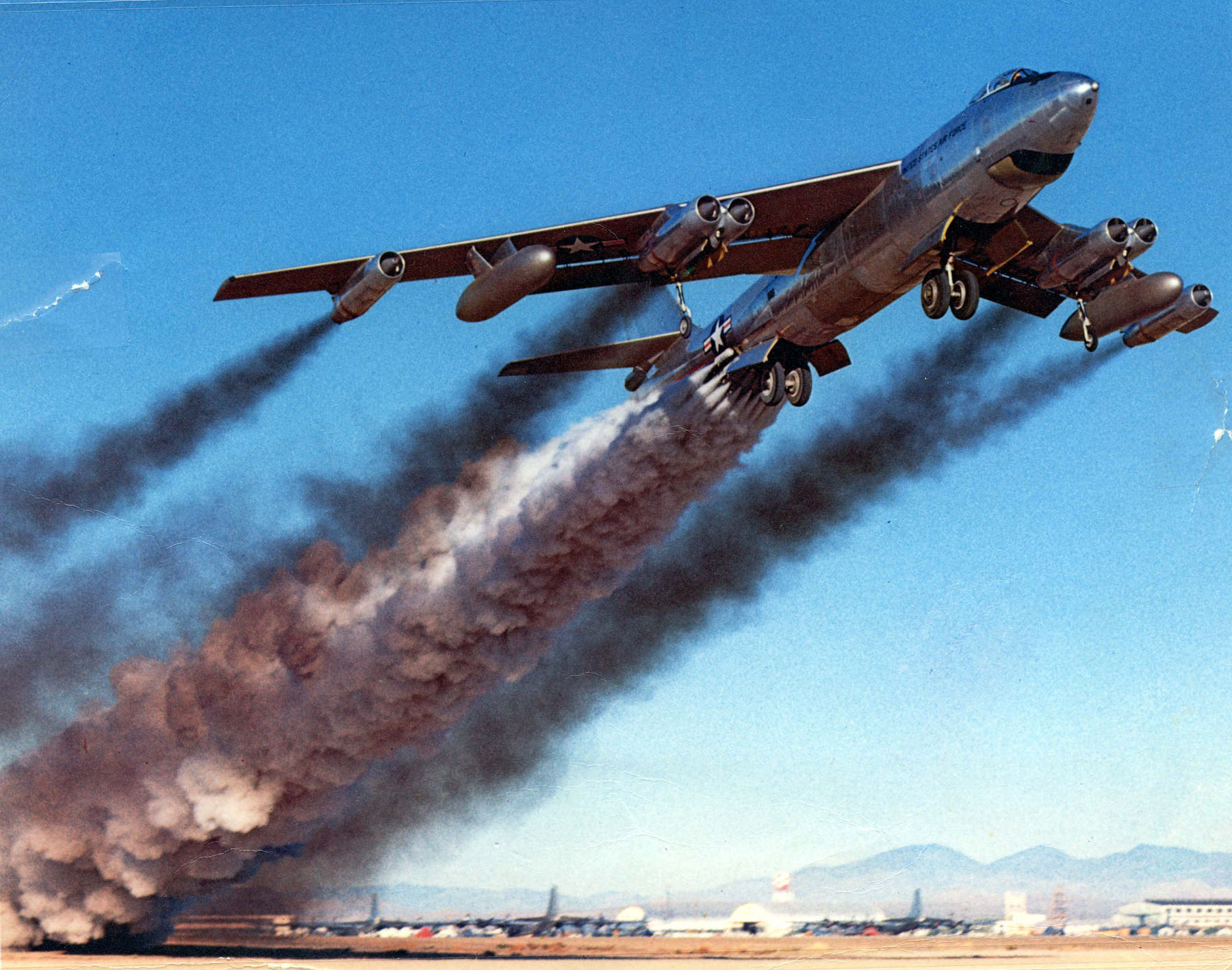contrailscience.com_wp_content_uploads_boeing_b_47b_rocket_assisted_take_off.jpg