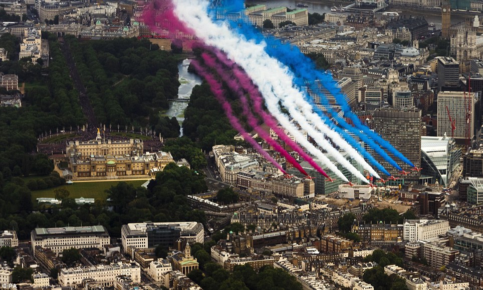 i.dailymail.co.uk_i_pix_2013_06_15_article_2342119_1A56D206000005DC_485_964x580.jpg