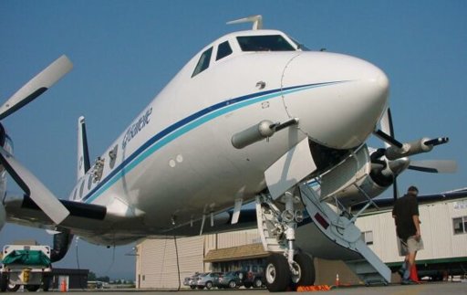 ChemtrailPlaneOnGround1Forum.jpg ChemtrailPlaneOnGround1Forum.jpg