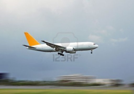1744847-cargo-plane-with-motion-blur.jpg