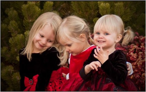 Emilie and her two sisters 002.JPG Emilie and her two sisters 002.JPG