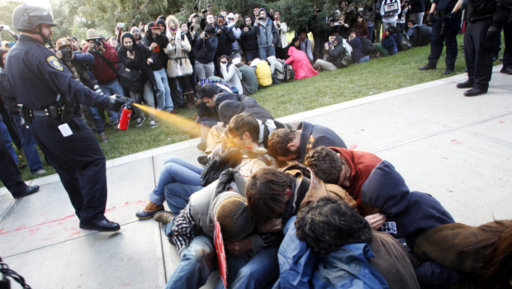 occupy_pepper_spray_AP111118053177_fullwidth_620x350.jpg