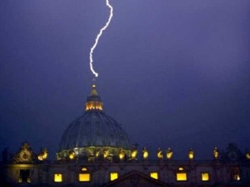 vatican-lightning-bolt-pope.jpeg