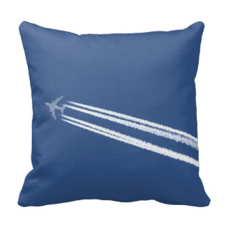 jet_contrails_in_blue_sky_pillow-r22c3ffe6da0c4e1e8deb505cde95e090_i5fqz_8byvr_324.jpg