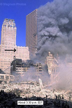 wtc720-wtc-tour-7-incendie-face-sud.jpg