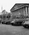 0137999-CHARS-DEVANT-LASSEMBLEE-NATIONALE-A-PARIS-Tanks-in-front-of-french-National-assembly-i...jpg