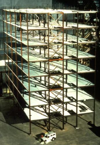 911research.wtc7.net_mirrors_guardian2_fire_test_facility2.jpg