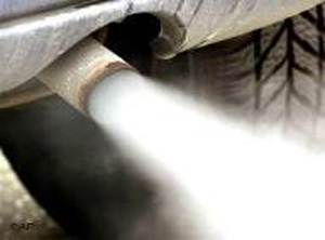 images.thetruthaboutcars.com_2008_11_tailpipe_exhaust.jpg
