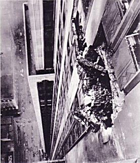 www.911myths.com_assets_images_empirecrash.jpg