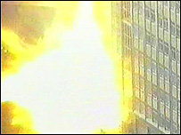 www.bbc.co.uk_manchester_content_images_2006_06_08_bomb_explodes_203_203x152.jpg