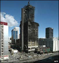www.serendipity.li_wot_other_fires_madrid_skyscraper.jpg