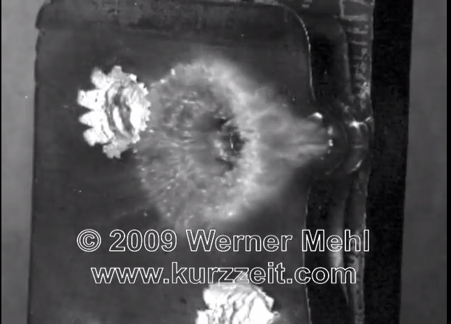 1_million_fps_Slow_Motion_video_of_bullet_impacts_made_by_Werner_Mehl_from_Kurzzeit_-_YouTube_2014-07-30_06-27-51_2014-07-30_06-27-57.jpg