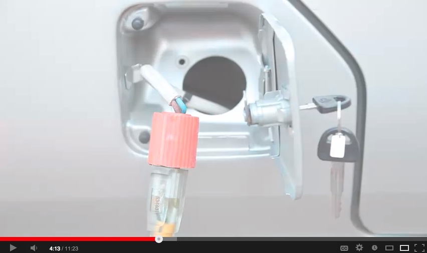 2011_VMC_Everest_-_World_s_First_Plug_In_Electric_Pick-Up_-_YouTube-20130521-171004.jpg