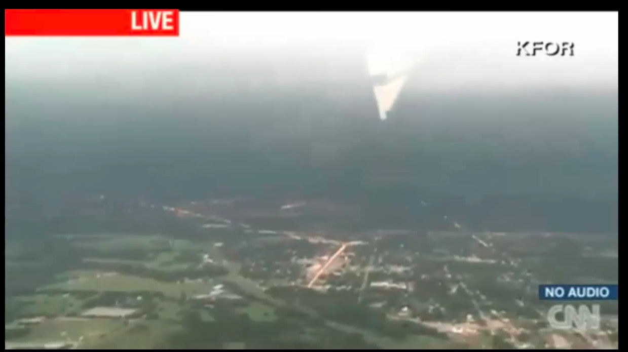 BREAKING%21%21_Cloud_Split_by_HAARP_Caught_LIVE_on_CNN-.mp4-20130603-140142.jpg