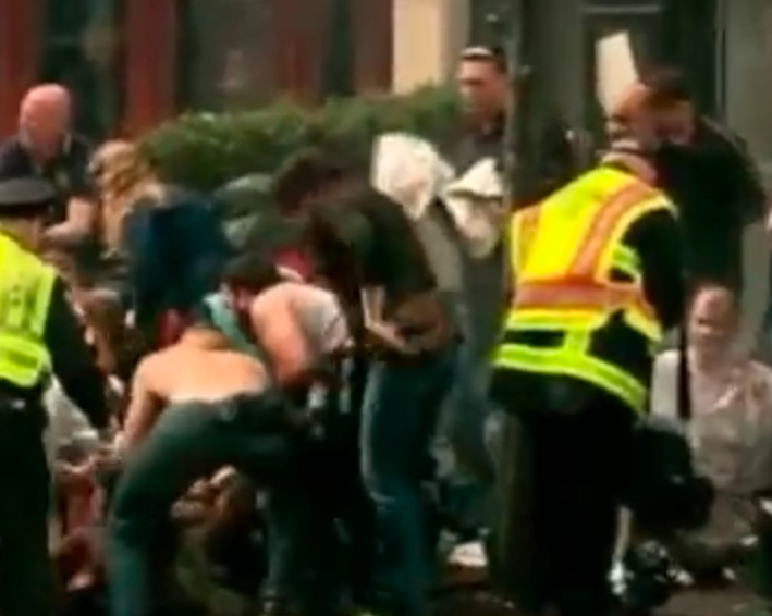 Boston-_Polizei_sucht_nach_Ta%CC%88tern.mp4-20130505-115225.png