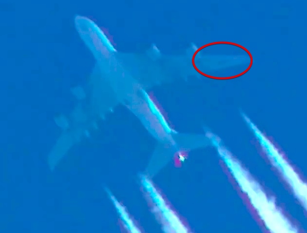 Close_up_of_unmarked_chemtrail_sprayer_over_San_Francisco_1.mp4_20140112_132447.jpg__100_RGB8_20140112_134926.jpg