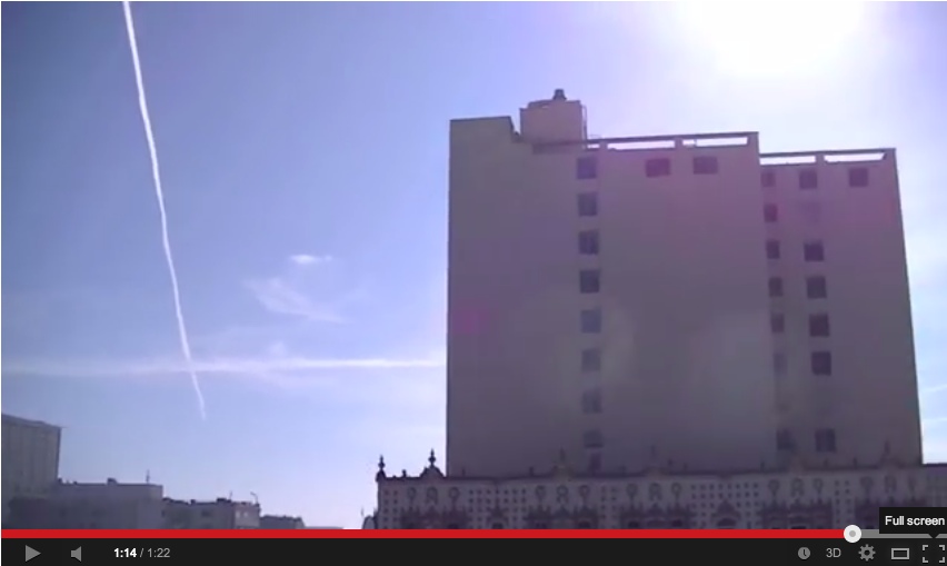 Close_up_of_unmarked_chemtrail_sprayer_over_San_Francisco_123013__YouTube_20140113_143839.jpg