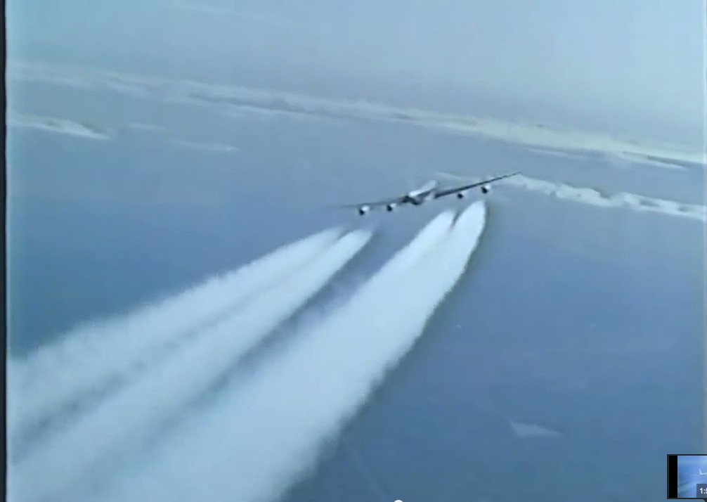 Douglas_DC862__Cruising_Altitude__1982__YouTube_20140316_115312_20140316_115314.jpg