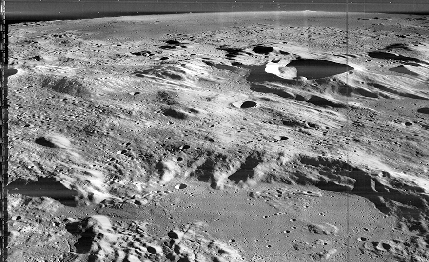 Hoax-moon-base-ADG-compare.gif
