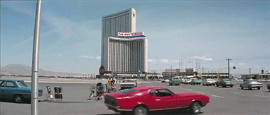 Scie-nel-cielo-di-James-Bond-1971-contrails.gif