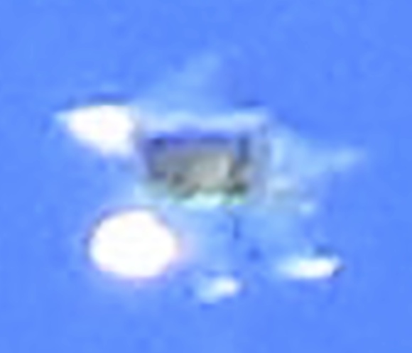 balloon_over_PV__58.2_RGB8__20140311_073324_20140311_073347.jpg